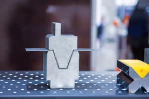 shaping metal plate on bending tool