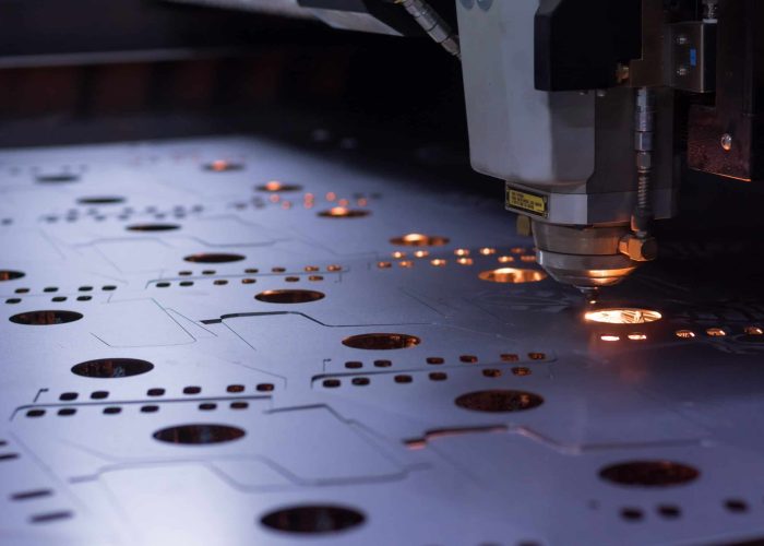 laser machine in sheet metal cutting work