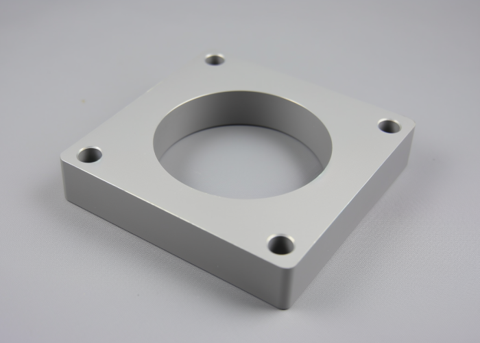 square aluminum mid-supported part